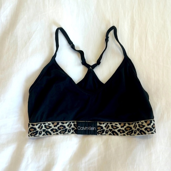 Calvin Klein bralette - Picture 1 of 3